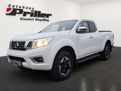 Weiss Gebraucht 2021 Nissan King | 29.900 €