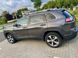 Grau Gebraucht 2020 Jeep Cherokee Limited SUV | 25.000 € (Fairer Preis)