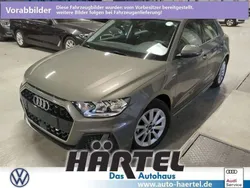 Chronosgrau (grey), metallic Gebraucht 2024 Audi A1 Sportback S-Line Kleinwagen | 24.900 € (Superpreis)