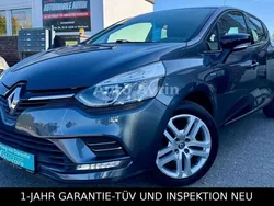 Grau Gebraucht 2017 Renault Clio IV LIMITED Limousine | 7.999 € (Fairer Preis)