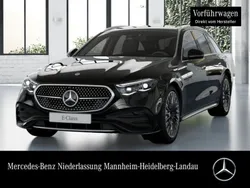 Obsidianschwarz Gebraucht 2024 Mercedes E300 AMG Kombi | 68.480 €