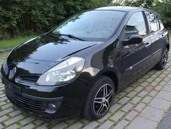Schwarz Gebraucht 2008 Renault Clio II Limousine | 2.199 € (Fairer Preis)