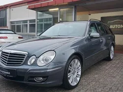Grau Gebraucht 2009 Mercedes E320 Kombi | 11.490 €