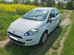 Weiß Gebraucht 2016 Fiat Punto Evo Kleinwagen | 6.290 € (Etwas zu teuer)