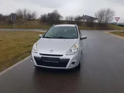 Platingrau Gebraucht 2012 Renault Clio GrandTour Expression Kombi | 2.699 € (Fairer Preis)