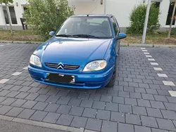 Blau Gebraucht 2002 Citroën Saxo Kleinwagen | 200 € (Superpreis)