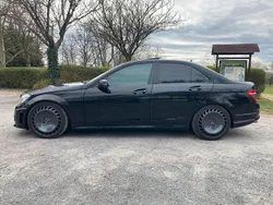 Schwarz Gebraucht 2008 Mercedes C63 AMG Avantgarde Limousine | 9.999 €