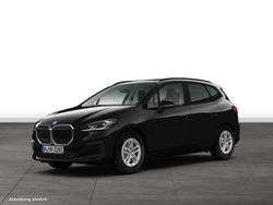 Schwarz Gebraucht 2023 BMW 225 Active Tourer Luxury Line Van / Kleinbus | 35.004 € (Fairer Preis)