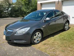 Grau Gebraucht 2010 Opel Insignia Eco Limousine | 8.700 € (Teuer)