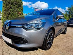 Grau Gebraucht 2015 Renault Clio IV Dynamique Limousine | 6.699 € (Fairer Preis)
