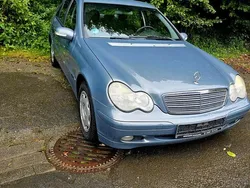 Blau Gebraucht 2004 Mercedes C180 Limousine | 2.500 € (Fairer Preis)