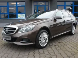 Braun Gebraucht 2015 Mercedes E350 Kombi | 10.550 € (Etwas zu teuer)
