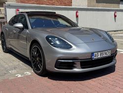 Silber Gebraucht 2020 Porsche Panamera 4 Limousine | 55.000 €