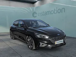 Schwarz Gebraucht 2019 Ford Focus ST-Line | 17.690 € (Teuer)