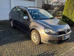 Grau Gebraucht 2012 VW Golf VI Kombi | 3.780 € (Fairer Preis)