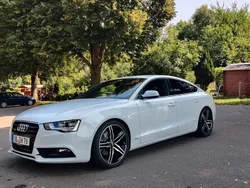 Weiß Gebraucht 2012 Audi A5 Sportback Sport Limousine | 15.790 €