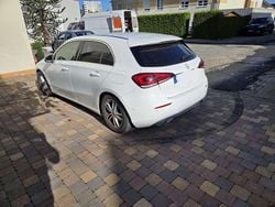 Weiß Gebraucht 2019 Mercedes A180 Limousine | 21.000 € (Fairer Preis)