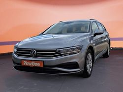 Silber Gebraucht 2022 VW Passat Kombi | 22.460 € (Guter Preis)
