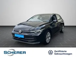 Grenadillschwarz metallic (metallic) Gebraucht 2024 VW Golf VIII Style Limousine | 30.800 € (Fairer Preis)