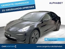Solid black Gebraucht 2022 Tesla Model 3 Limousine | 25.790 € (Guter Preis)