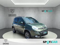 Grün Gebraucht 2016 Fiat Panda Trekking Kleinwagen | 9.990 € (Fairer Preis)