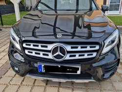 Schwarz Gebraucht 2018 Mercedes GLA180 AMG line SUV | 19.800 € (Fairer Preis)