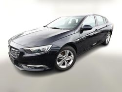 Darkmoon blue metallic / tiefsee Gebraucht 2018 Opel Insignia Edition | 14.757 € (Fairer Preis)