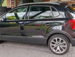 Schwarz Gebraucht 2016 VW Polo Cross Kleinwagen | 12.890 € (Teuer)