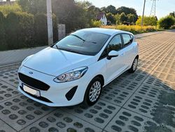 Weiß Gebraucht 2018 Ford Fiesta Coupé | 6.500 €