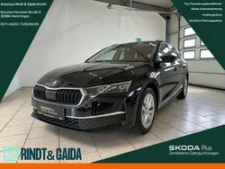 Schwarz Gebraucht 2024 Skoda Octavia Selection Kombi | 34.399 € (Fairer Preis)