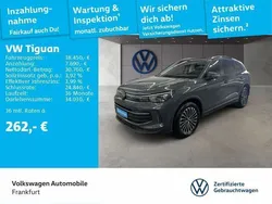 Delfingrau metallic/delfingrau Gebraucht 2024 VW Tiguan Life SUV | 38.450 € (Etwas zu teuer)