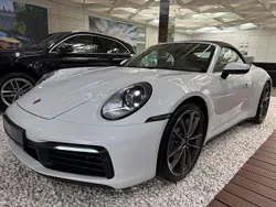 Weiß Gebraucht 2022 Porsche 911 Carrera Cabriolet Cabrio | 127.900 € (Etwas zu teuer)
