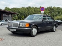 Schwarz Gebraucht 1988 Mercedes 300 SE Limousine | 12.990 €