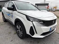 Weiß Gebraucht 2023 Peugeot 3008 Allure SUV | 31.900 € (Etwas zu teuer)