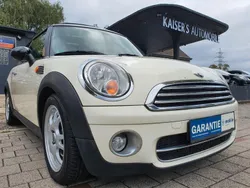 Weiß Gebraucht 2007 Mini Cooper Coupé Coupé | 3.790 €