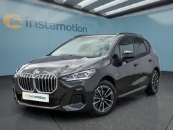 Grün Gebraucht 2024 BMW 218 Active Tourer Van / Kleinbus | 30.549 € (Fairer Preis)