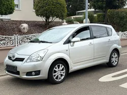 Silber Gebraucht 2008 Toyota Corolla Verso Team Van / Kleinbus | 6.990 € (Etwas zu teuer)
