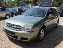 Grün Gebraucht 2002 Opel Vectra Comfort Limousine | 1.850 € (Fairer Preis)