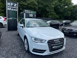 Gletscherweiss metallic Gebraucht 2012 Audi A3 Ambiente Limousine | 8.990 € (Fairer Preis)