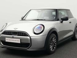 Grau Gebraucht 2024 Mini Cooper Classic Kleinwagen | 25.779 € (Guter Preis)