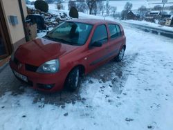 Rot Gebraucht 2007 Renault Clio II Kleinwagen | 1.750 € (Fairer Preis)