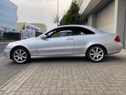 Silber Gebraucht 2005 Mercedes CLK220 Avantgarde Coupé | 2.950 € (Fairer Preis)