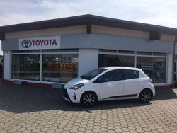 Weiß Gebraucht 2019 Toyota Yaris Hybrid Edition Kleinwagen | 15.200 € (Fairer Preis)