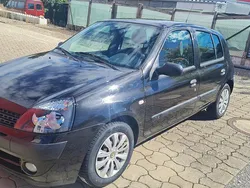 Schwarz Gebraucht 2008 Renault Clio II Limousine | 1.999 € (Fairer Preis)