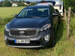 Grau Gebraucht 2015 Kia Sorento 3 SUV | 19.600 € (Fairer Preis)