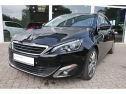 Grau Gebraucht 2016 Peugeot 308 Allure Kombi | 16.790 €