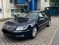 Blau Gebraucht 2009 VW Phaeton Limousine | 4.800 € (Teuer)