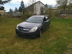 Blau Gebraucht 2005 Opel Vectra Limousine | 650 € (Guter Preis)