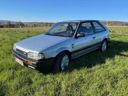 Silber Gebraucht 1988 Mazda 323 Coupé | 8.500 €