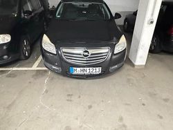 Schwarz Gebraucht 2009 Opel Insignia Kombi | 3.200 € (Guter Preis)